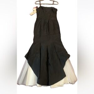 NWT BETSEY & ADAM BLACK PROM/WEDDING GOWN WITH IVORY TULLE BOTTOM HEM SIZE 6